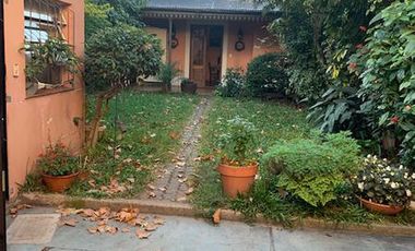 Casa de corte antiguo  - Temperley Oeste
