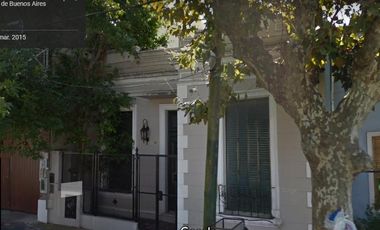 Casa de corte antiguo  - Temperley Oeste