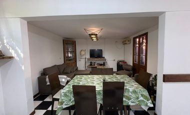 CASA EN VENTA EN BELLA VISTA