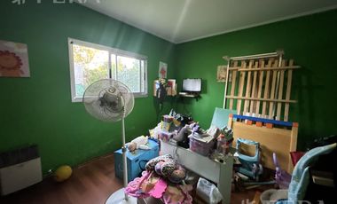 Venta casa de 4 ambientes con piscina en Barrio El Hípico - Ranelagh