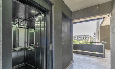Venta  Departamento 3 ambientes con Jardín en Nuevo Beccar Central