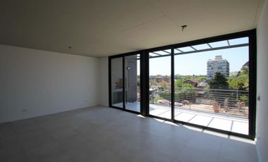 Venta  Departamento 3 ambientes con Jardín en Nuevo Beccar Central