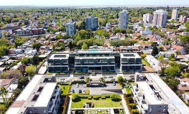 Venta  Departamento 3 ambientes con Jardín en Nuevo Beccar Central