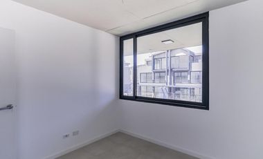 Venta  Departamento 3 ambientes con Jardín en Nuevo Beccar Central