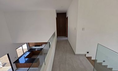 Casa en Venta enorme jardín fraccionamiento Rio del Dorado