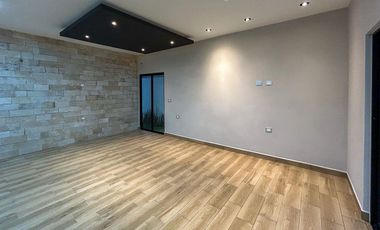 Casa en Venta de UN PISO con 3 RECAMARAS  Lomas de la Rioja