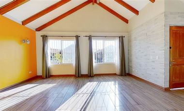 Casa en Arriendo en Buin Oriente