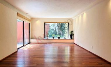 Casa en Condominio en Renta en San Jerónimo Lídice. Tu refugio privado con Jardín, Terraza y Conectividad.