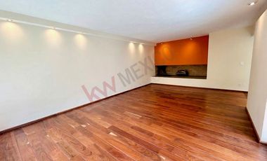 Casa en Condominio en Renta en San Jerónimo Lídice. Tu refugio privado con Jardín, Terraza y Conectividad.
