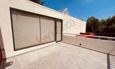 Casa en Condominio en Renta en San Jerónimo Lídice. Tu refugio privado con Jardín, Terraza y Conectividad.