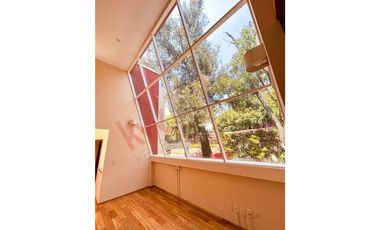 Casa en Condominio en Renta en San Jerónimo Lídice. Tu refugio privado con Jardín, Terraza y Conectividad.