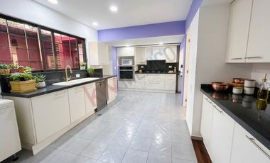 Casa en Condominio en Renta en San Jerónimo Lídice. Tu refugio privado con Jardín, Terraza y Conectividad.