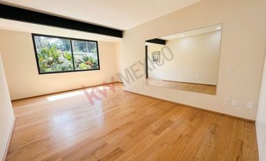 Casa en Condominio en Renta en San Jerónimo Lídice. Tu refugio privado con Jardín, Terraza y Conectividad.