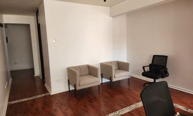 DEPARTAMENTO EN PLENO CENTRO PARA OFICINA