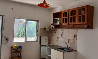 Alquiler de departamento 2 ambientes a metros de la Rotonda   de San justo