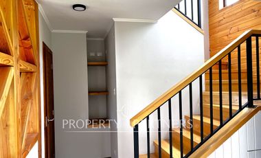 Moderna casa se arrienda a 8 minutos Colegio Alemán, Puerto Varas