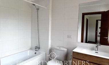 Moderna casa se arrienda a 8 minutos Colegio Alemán, Puerto Varas