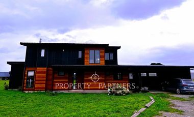 Moderna casa se arrienda a 8 minutos Colegio Alemán, Puerto Varas