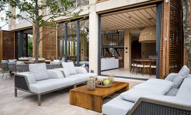 CASA EN VENTA EN PALM VILLAS PLAYA DEL CARMEN