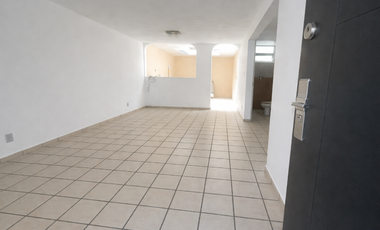 Casa en Venta en Ciudad Satélite, Naucalpan