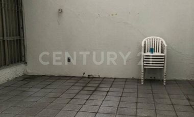 Casa en venta en Valle Gómez, Venustiano Carranza, CDMX