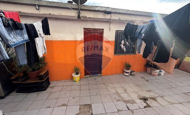 Gran Casa Negocio 5 Deptos. en Quinta Normal