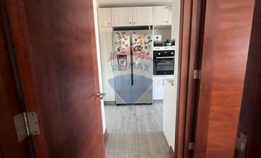 Casa Las Loicas, Colina 3D+4B, Piscina y Jardín