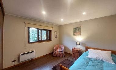 Casa en exclusivo sector de Santa Cruz