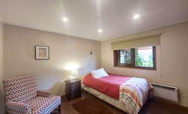 Casa en exclusivo sector de Santa Cruz