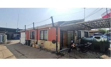 CASA EN VENTA OPORTUNIDAD A PASOS METRO LO CRUZAT