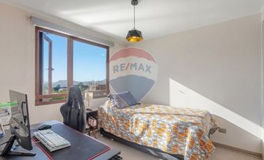 VENTA Casa No perimetral 4D-4B-3E-Piscina