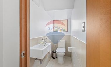 VENTA Casa No perimetral 4D-4B-3E-Piscina