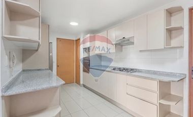 VENTA Casa No perimetral 4D-4B-3E-Piscina