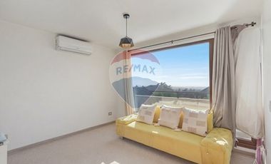 VENTA Casa No perimetral 4D-4B-3E-Piscina