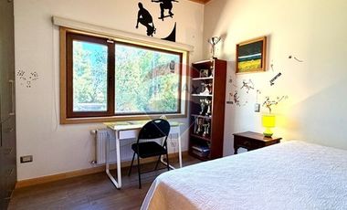 ESPECTACULAR CASA 560 M2 CONSTRUIDOS
