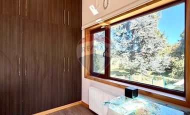 ESPECTACULAR CASA 560 M2 CONSTRUIDOS