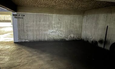Estacionamiento en Venta: Centro Santiago!