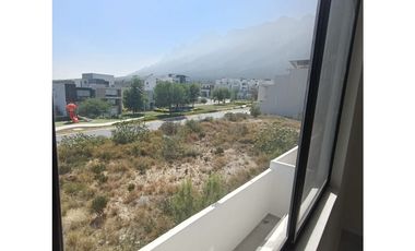 Casa en venta en Cumbres Santoral en García