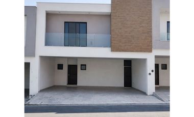 Casa en venta en Cumbres Santoral en García