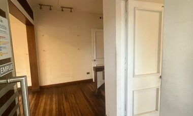 A PASOS DE AV SAN MARTIN