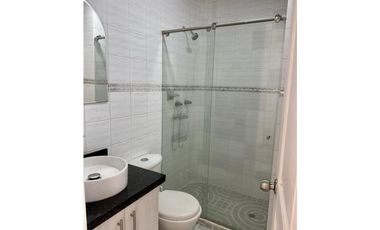 Apartamento en conjunto para la venta en la Circunvalar, Pereira!!