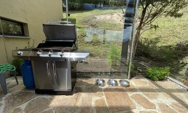 La Calera Espectacular Casa Campestre con Amplios y Verdes Espacios