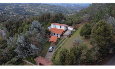 Vende Finca en medio del bosque El Placer-sta Elena