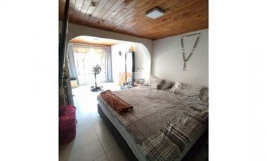 VENTA DE CASA EN EL BARRIO SAN LUIS