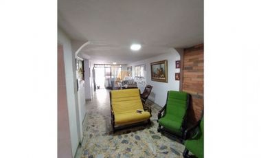 VENTA DE CASA EN EL BARRIO SAN LUIS
