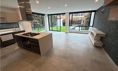ARRIENDO CASA ECO SOSTENIBLE EN CONJUNTO COTA