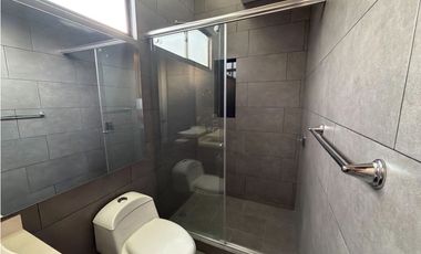 ARRIENDO CASA ECO SOSTENIBLE EN CONJUNTO COTA