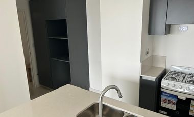 Departamento   4 Ambientes al Frente Piso  8 H  Con gran balcón- General San Martin