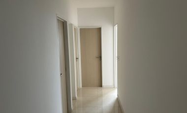 Departamento   4 Ambientes al Frente Piso  8 H  Con gran balcón- General San Martin