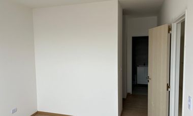 Departamento   4 Ambientes al Frente Piso  8 H  Con gran balcón- General San Martin